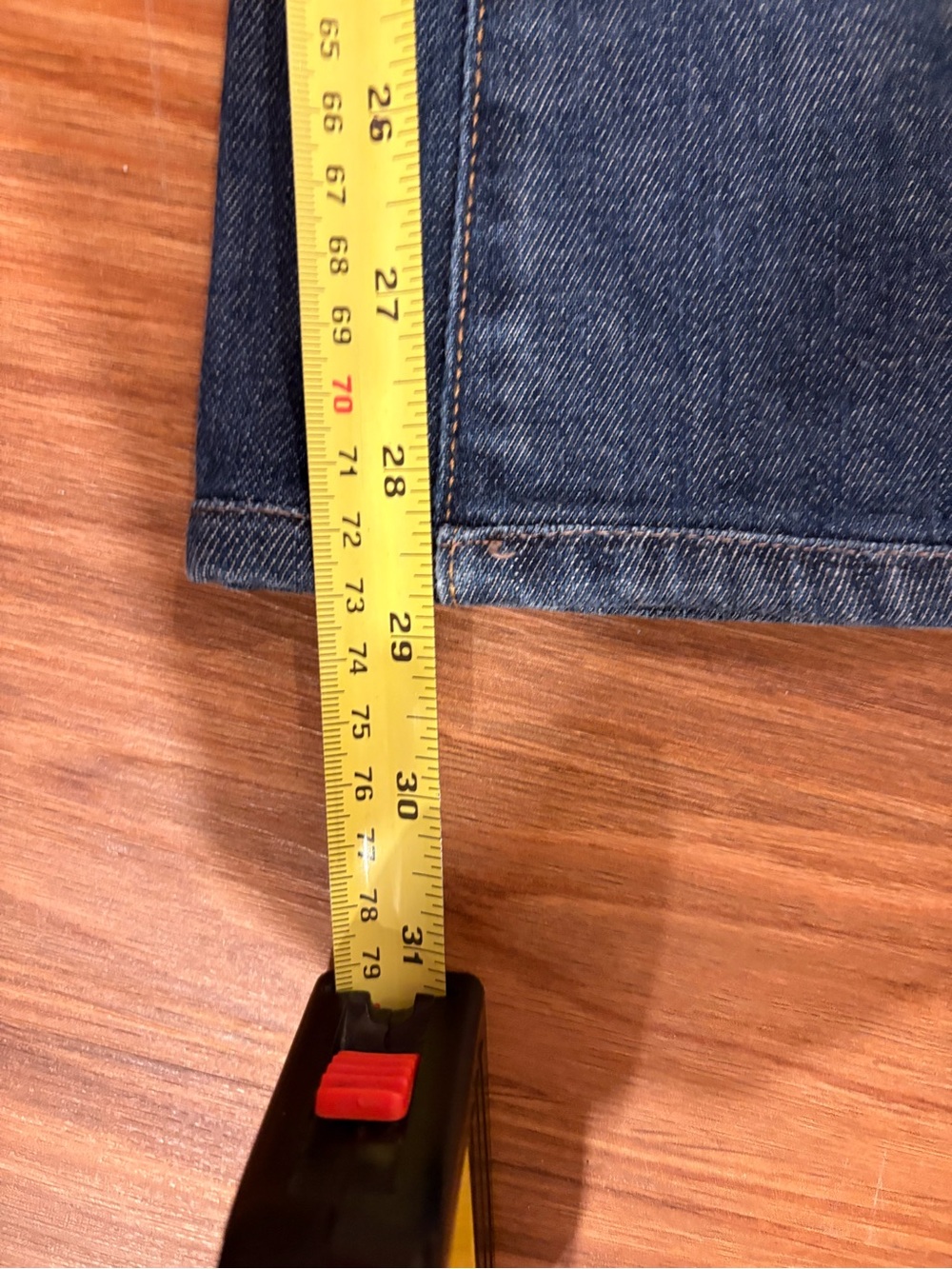 MIH Mid Rise Flared Jeans - Picture 6 of 9